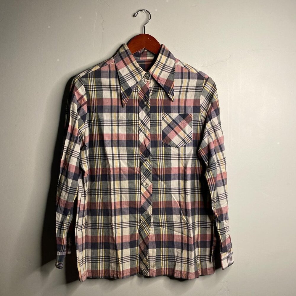 Women’s 70s vintage button up multi color about a size small